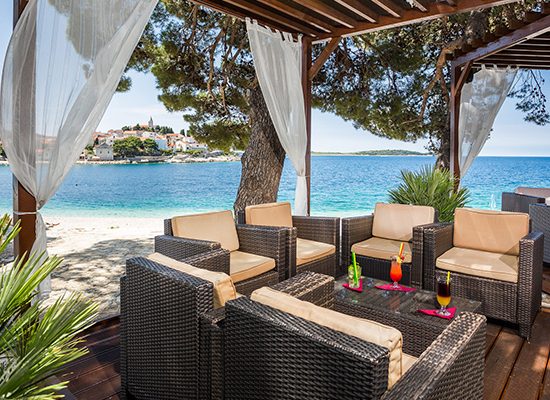 beach-bar